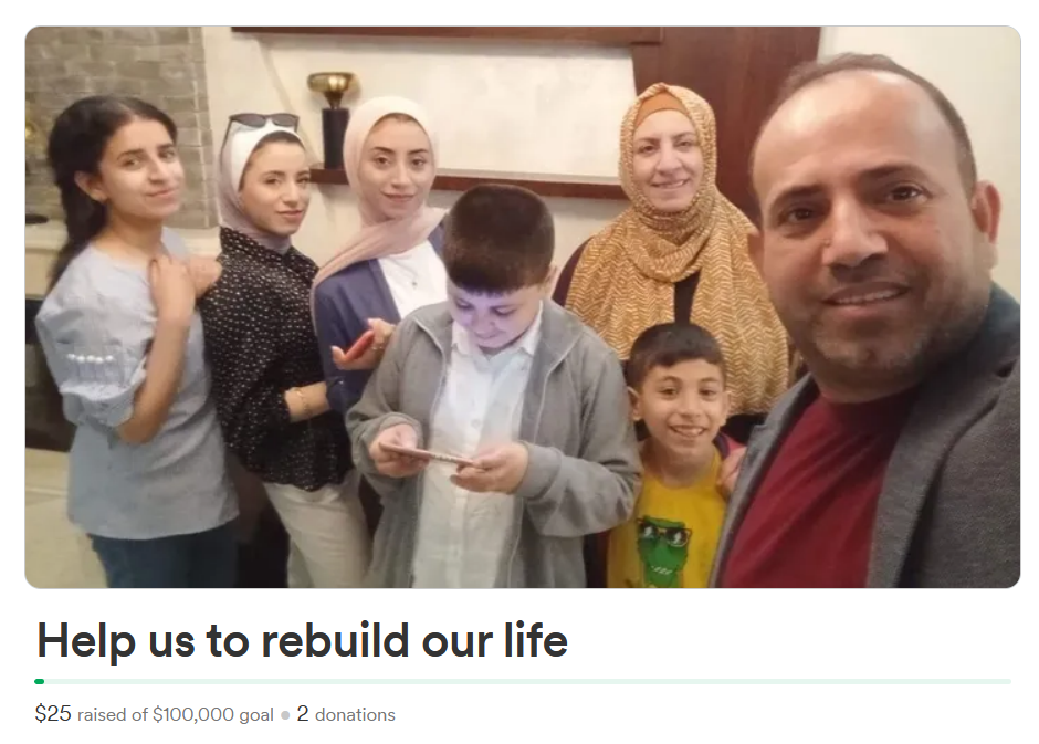 A family of seven takes a selfie together.]